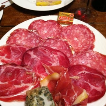 Robert et Louise - Charcuterie plate - French Near Me - Paris, 75