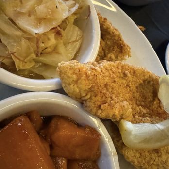 Noir Kitchen & Cocktails - Catfish, yams and cabbage - Soul Food Near Me - Nashville, Tennessee