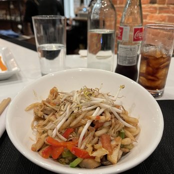 K Dara Noodle Bar - Udon noodle stir fry with mushrooms - Noodles Near Me - Buffalo, New York K Dara Noodle Bar - Udon noodle stir fry with mushrooms - Noodles Near Me - Buffalo, New York