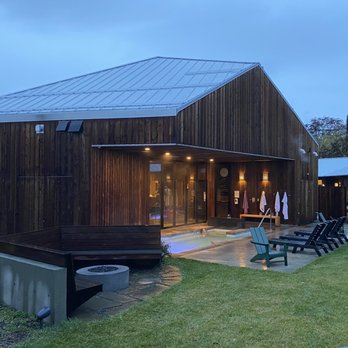 The Society Hotel - Hostels Near Me - Bingen, Washington