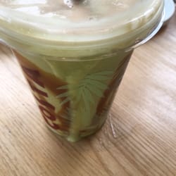 Costa Coffee - Bad quality cup causing leakages