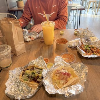 Veracruz All Natural - Grilled steak, el breakfast - Mexican Near Me - Austin, Texas