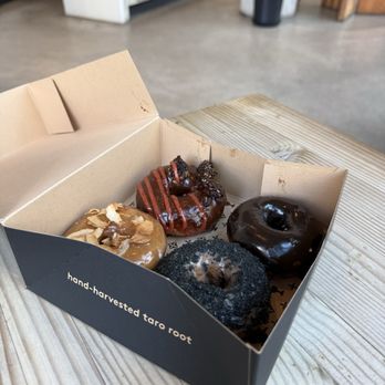 Holey Grail Donuts - Donuts Near Me - Honolulu, Hawaii