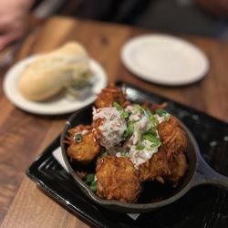 Trapper's Fishcamp & Grill