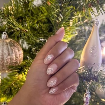 Harmony Nail Spa - Snowflakes for the holiday season - Nail Salons Near Me - Sacramento, California Harmony Nail Spa - Snowflakes for the holiday season - Nail Salons Near Me - Sacramento, California