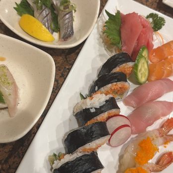 Sushi Oaks - Shrimp, tuna, salmon, spicy tuna roll - Sushi Bars Near Me - Newbury Park, California Sushi Oaks - Shrimp, tuna, salmon, spicy tuna roll - Sushi Bars Near Me - Newbury Park, California