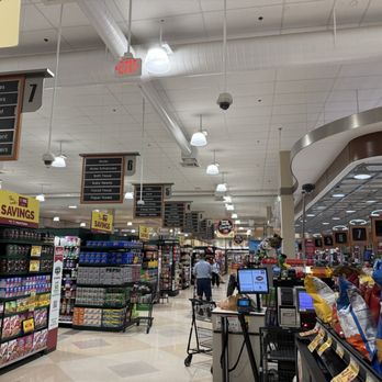 Harris Teeter - Inside. - Grocery Near Me - Raleigh, North Carolina