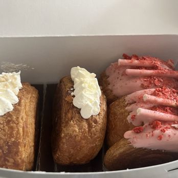 Fancy Flavors - 2 Vanillas and 2 Strawberry Pocky - Macarons Near Me - San Jose, California