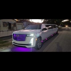 Premier Limo Services - Limo