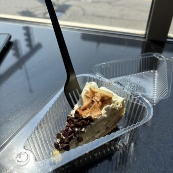 Mains Treat Coffeehouse - Cannoli Cheesecake - Coffee & Tea Near Me - Romeo, Michigan Mains Treat Coffeehouse - Cannoli Cheesecake - Coffee & Tea Near Me - Romeo, Michigan
