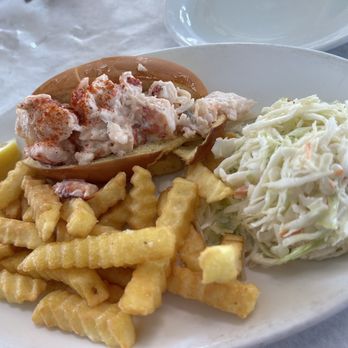 Benjamin's Raw Bar - Lobster Salad Roll Sandwich - Seafood Near Me - Newport, Rhode Island Benjamin's Raw Bar - Lobster Salad Roll Sandwich - Seafood Near Me - Newport, Rhode Island