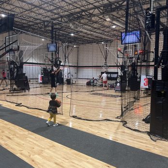 Shoot 360 Naperville - Sports Clubs Near Me - Naperville, Illinois Shoot 360 Naperville - Sports Clubs Near Me - Naperville, Illinois