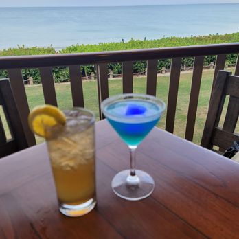 The Green Cabin Room - Gastropubs Near Me - Vero Beach, Florida The Green Cabin Room - Gastropubs Near Me - Vero Beach, Florida