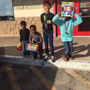 Chuck E. Cheese - Take 1 - Pizza Near Me - Tulsa, Oklahoma