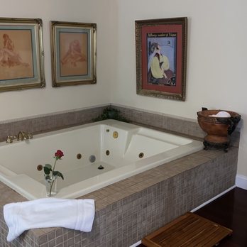 Colts Neck Inn Hotel - Hotels Near Me - Colts Neck, New Jersey Colts Neck Inn Hotel - Hotels Near Me - Colts Neck, New Jersey