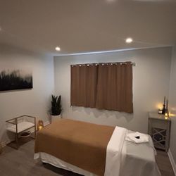 Massage By Jess - Super clean Massage room and smell so good .