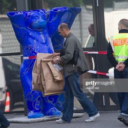 FKK Artemis Saunaclub - ARTEMIS FKK -POLICE RAID --BERLIN, GERMANY