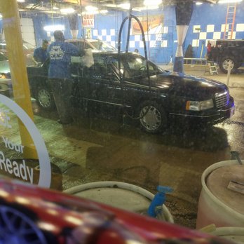 Hollywood Auto Spa - Straight up Crooks charging an extra $5 without even telling me because there was a little bit of snow on my car - Car Wash Near Me - Chicago, Illinois Hollywood Auto Spa - Straight up Crooks charging an extra $5 without even telling me because there was a little bit of snow on my car - Car Wash Near Me - Chicago, Illinois