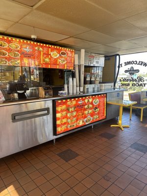 Roberto's Taco Shop by null