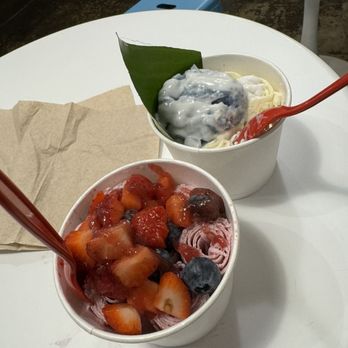 ICENY Atlanta - Durian + sticky rice Supreme berry - Ice Cream & Frozen Yogurt Near Me - Doraville, Georgia ICENY Atlanta - Durian + sticky rice Supreme berry - Ice Cream & Frozen Yogurt Near Me - Doraville, Georgia