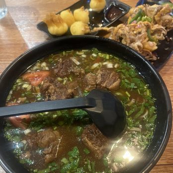 Noodle Man - B2. Tomato/beef Brisket Noodle Soup / 番茄牛腩面 - Chinese Near Me - Chesapeake, Virginia Noodle Man - B2. Tomato/beef Brisket Noodle Soup / 番茄牛腩面 - Chinese Near Me - Chesapeake, Virginia