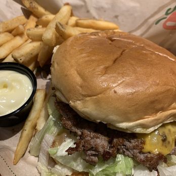 Chili's - American Near Me - Hanover, Pennsylvania