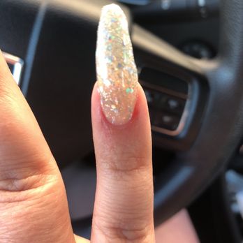 Jen Nail Spa - Sloppy bumpy work - Nail Salons Near Me - Henderson, Nevada