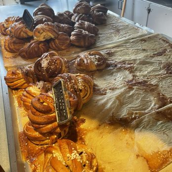 Fabrique Bakery - Kanelbullar! - Coffee & Tea Near Me - London, XGL Fabrique Bakery - Kanelbullar! - Coffee & Tea Near Me - London, XGL