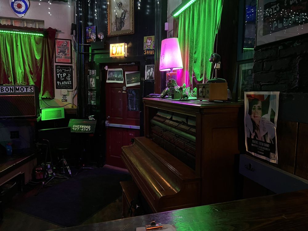 Social spots from Montrose Saloon