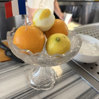 Le Burger 4304 - Zest for drinks - Beer Bar Near Me - Minneapolis, Minnesota Le Burger 4304 - Zest for drinks - Beer Bar Near Me - Minneapolis, Minnesota