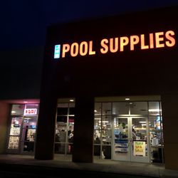 B & L Pools - Store Front