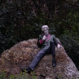 Sir Oscar in the Green
