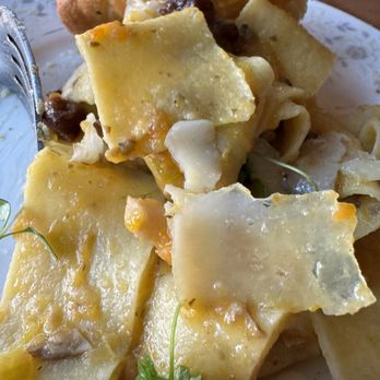 Gabbiano's - Italian Near Me - Portland, Oregon
