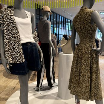 Anthropologie - Women's Clothing Near Me - Bethesda, Maryland Anthropologie - Women's Clothing Near Me - Bethesda, Maryland