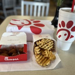 Chicken Chick-fil-A Nuggets and medium fries Chicken Chick-fil-A Nuggets and medium fries
