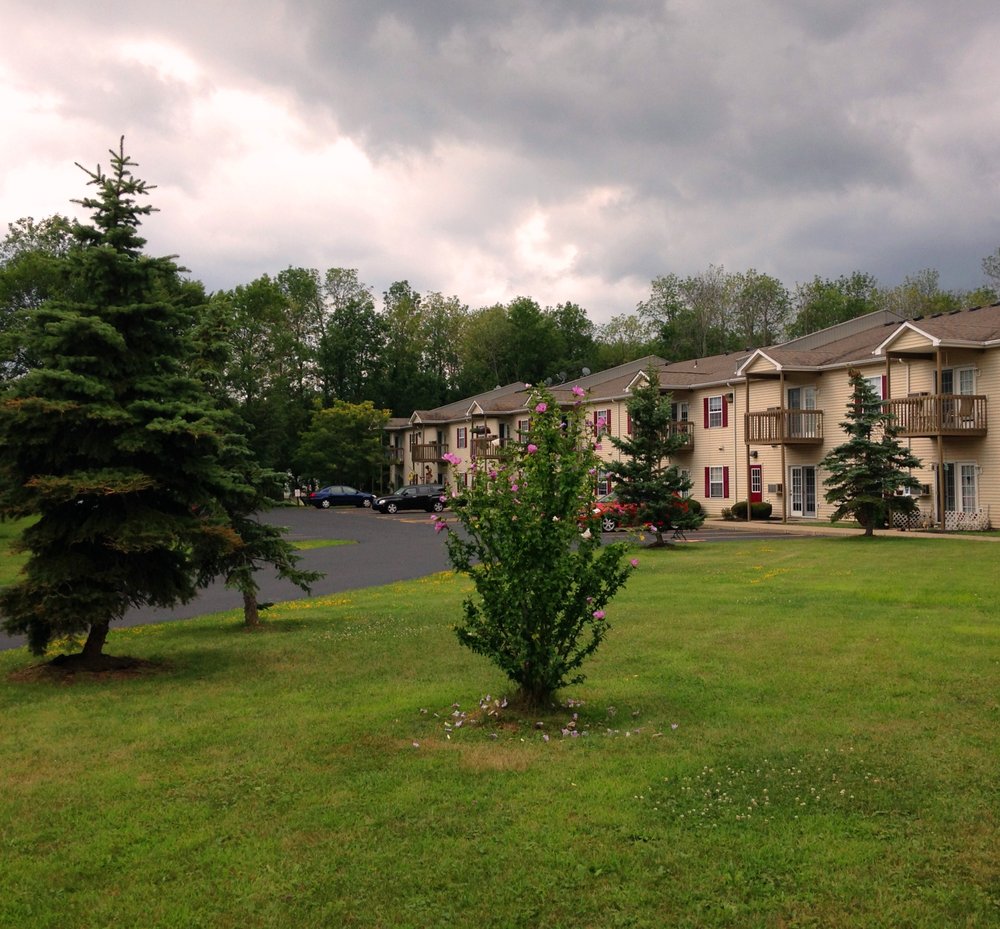 SENECA POINTE SENIOR APARTMENTS 1187 Orchard Park Rd, West Seneca