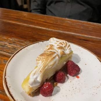 Camp 4  - Lemon Meringue cheesecake - Wine Bars Near Me - Modesto, California