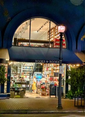 Books & Books by null