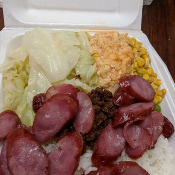 La Sinbala - Number one sausage plate. Cabbage rice sausage corn and maybe it's egg with tomato not sure but good - Taiwanese Near Me - Arcadia, California