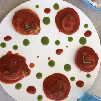 Mammà - Ravioli--beautiful presentation of a mundane dish - Wine Bars Near Me - Capri, NA