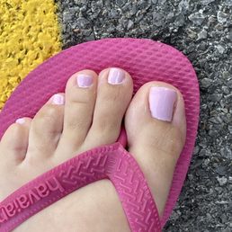 Poor paint job, crooked big toe Poor paint job, crooked big toe