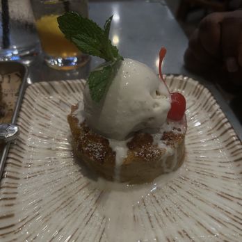 Kinfolk Southern Kitchen - Apple Bread Pudding - Southern Near Me - Washington, DC, District of Columbia