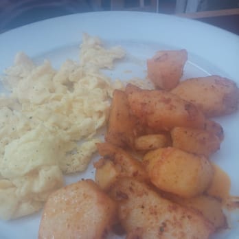 Momo's Cafe - Country fried potatoes - American Near Me - Vallejo, California