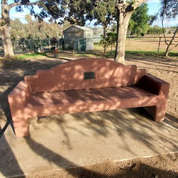 Redondo Beach Dog Park - Benches located throughout small dog park area to sit - Dog Parks Near Me - Redondo Beach, California Redondo Beach Dog Park - Benches located throughout small dog park area to sit - Dog Parks Near Me - Redondo Beach, California