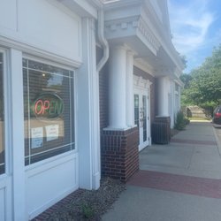 Tandoor Indian Cuisine - Entrance