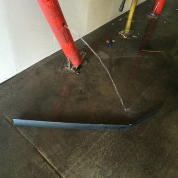 7-Eleven - Metal bar crashed down on my car from car wash - Convenience Stores Near Me - Las Vegas, Nevada
