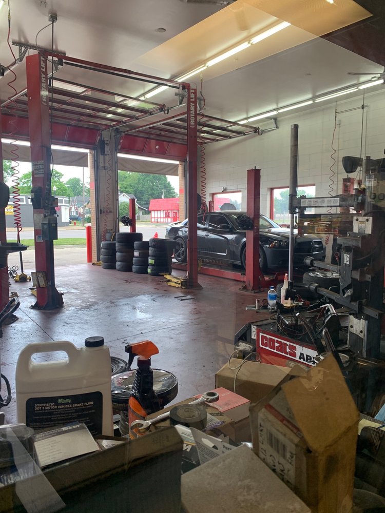 TWINS TIRE SERVICE CENTER 12 Reviews Auto Repair 20911 Van Dyke
