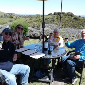 Calcareous Vineyard - Wine Tasting Room Near Me - Paso Robles, California