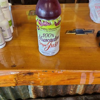 Breckenridge Farms - The Muscadine juice was really delicious!!!! - Farms Near Me - Shubuta, Mississippi Breckenridge Farms - The Muscadine juice was really delicious!!!! - Farms Near Me - Shubuta, Mississippi