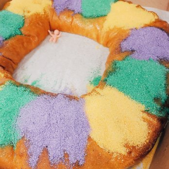 Hi-Do Bakery - King cake filled with cream cheese! Yummm - Bakeries Near Me - Terrytown, Louisiana Hi-Do Bakery - King cake filled with cream cheese! Yummm - Bakeries Near Me - Terrytown, Louisiana